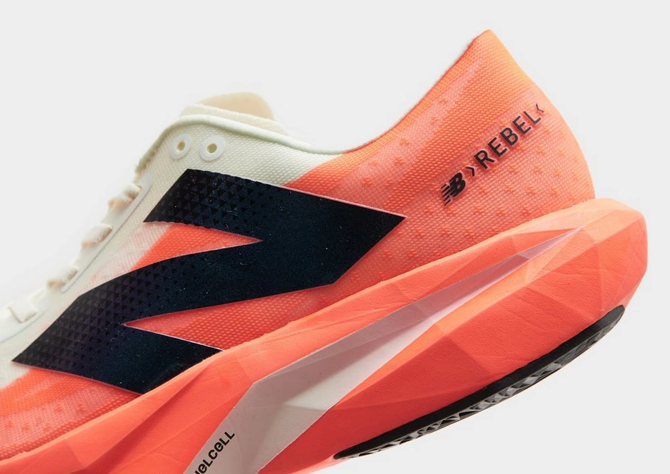 New Balance FuelCell Rebel v4